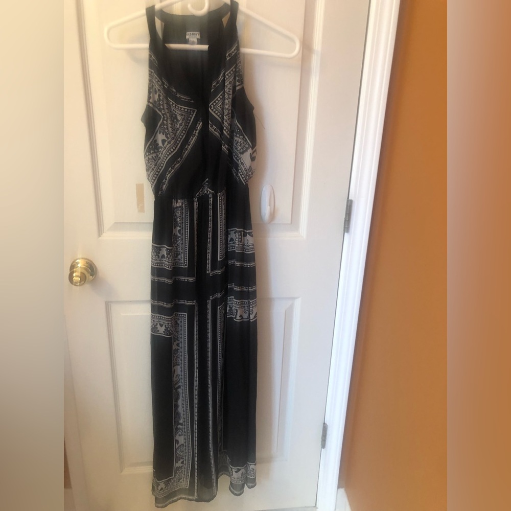 Size x small old navy maxi dress